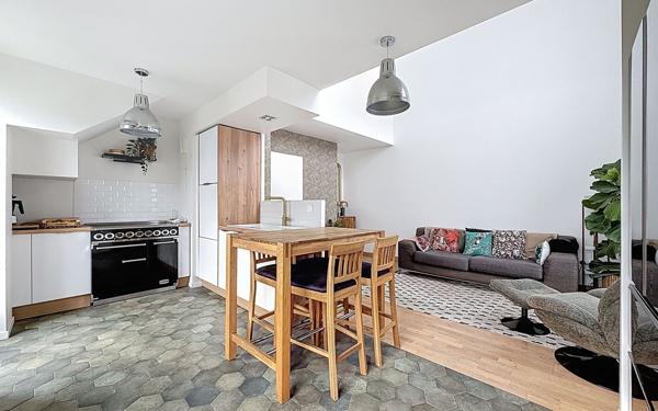 Appartement à vendre    5 pièces • 93,07 m2 Montigny-le-Bretonneux