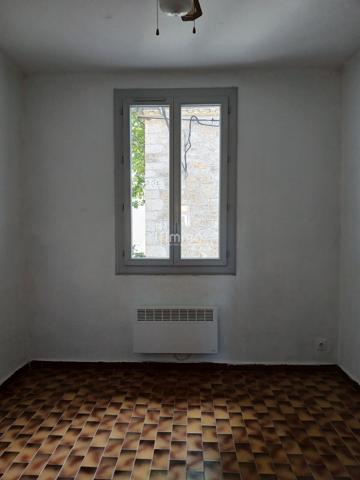 Immeuble en Pierre 216 M2