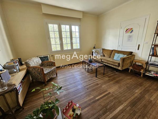 Maison à LA ROCHE-SUR-YON, 85000 - 5 pièces 155m²