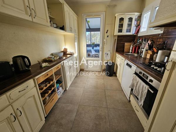 Maison à LA ROCHE-SUR-YON, 85000 - 5 pièces 155m²