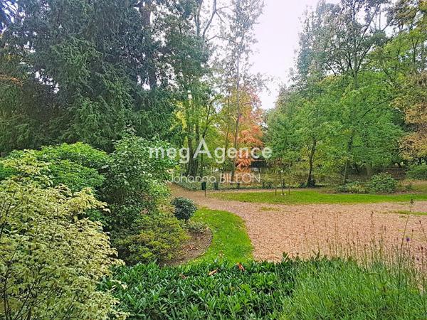 Appartement à JOUE-LES-TOURS, 37300 - 5 pièces 98m²