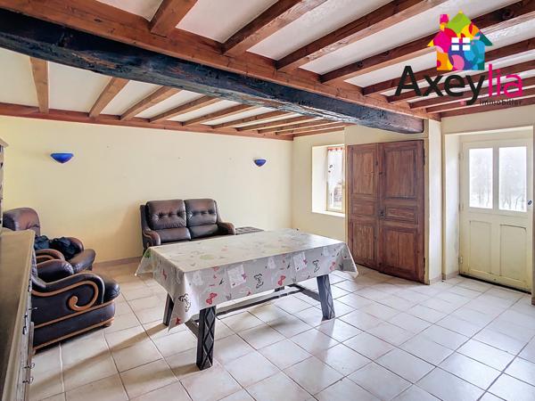 Lapalisse (03120) A VENDRE - A 20 MIN DE LAPALISSE - MAISON EN PIERRE 3 CHAMBRES AVEC GRANGE