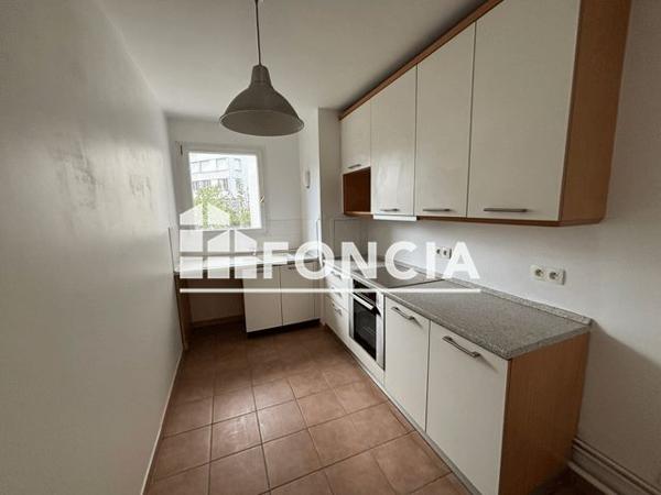 Location Appartement 3 pièces 66.8 m² - GRILLE 7-9-11 Issy Les Moulineaux 92130