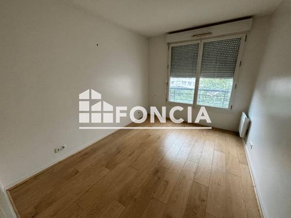 Location Appartement 3 pièces 66.8 m² - GRILLE 7-9-11 Issy Les Moulineaux 92130