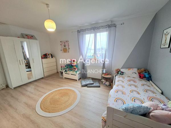 Maison à GUECELARD, 72230 - 6 pièces 124m²