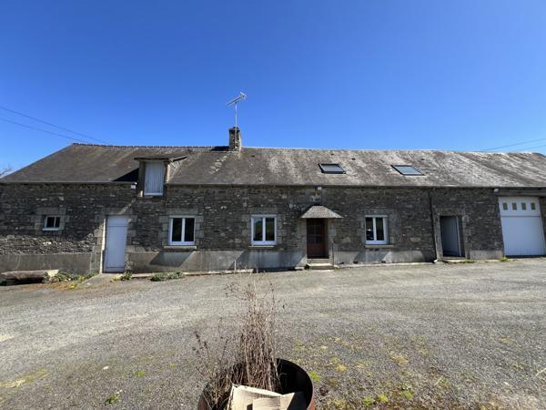 Longère en pierre avec dépendances sur 9500 m², aux portes de Quintin