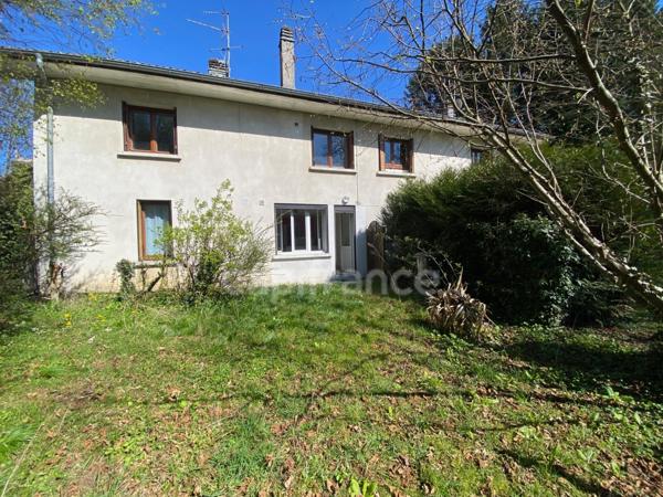Studio à vendre avec jardin privatif FERNEY VOLTAIRE (01)