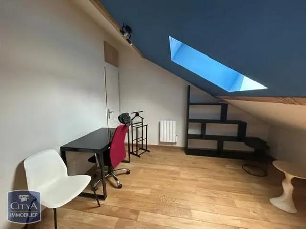 Appartement à louer 1 pièce 17m² Chalon-sur-Saône (71100)