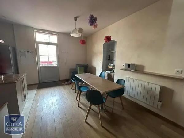 Appartement à louer 1 pièce 17m² Chalon-sur-Saône (71100)