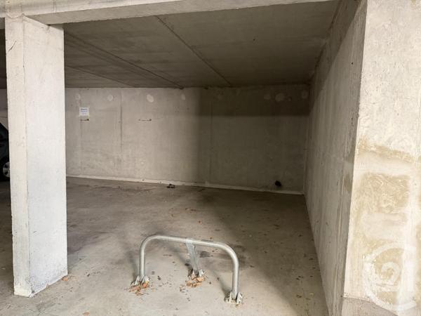 Parking à vendre  m2 DIJON - 21