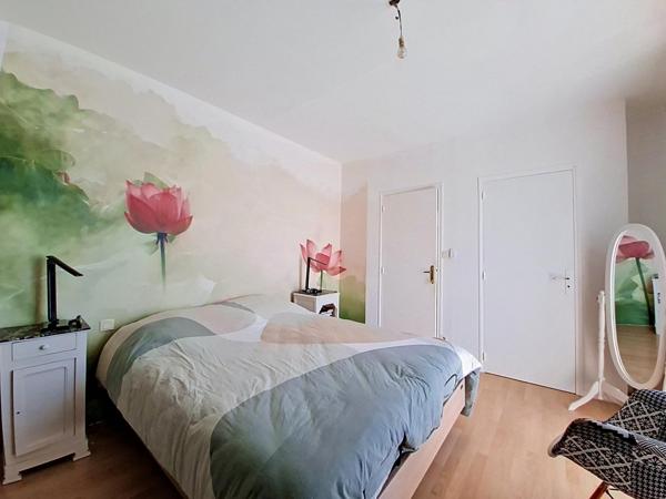Maison à FAYE-L'ABBESSE, 79350 - 7 pièces 175m²