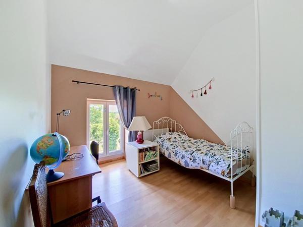 Maison à FAYE-L'ABBESSE, 79350 - 7 pièces 175m²