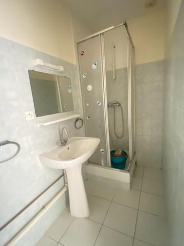 VENTE STUDIO NIORT RUE JEAN JAURES 22,67m2