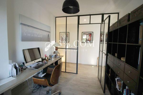 Maison 7 pièce(s) 4 chambre(s) 225 m²