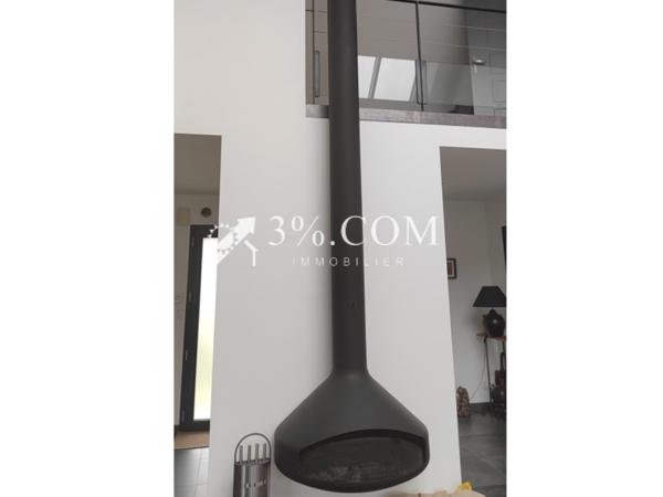 Maison 7 pièce(s) 4 chambre(s) 225 m²