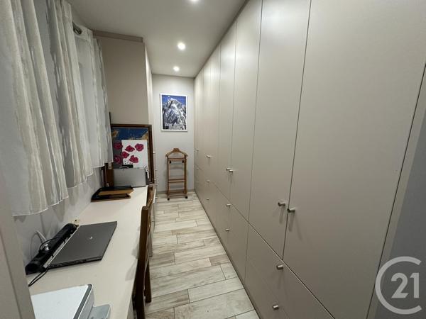 Maison à vendre  4 pièces - 161 m2 ST MAURICE DE GOURDANS - 01