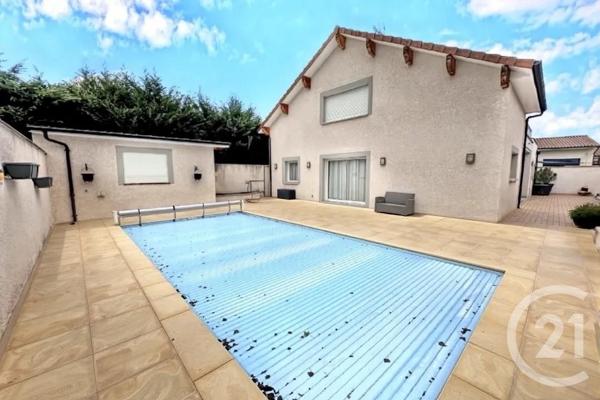 Maison à vendre  4 pièces - 161 m2 ST MAURICE DE GOURDANS - 01