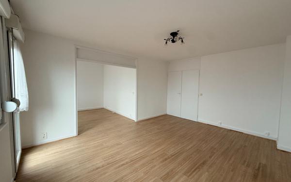 Appartement à louer    3 pièces •  Armentières