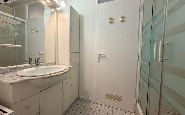 Appartement à louer    3 pièces •  Armentières