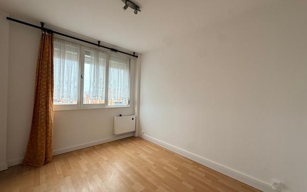 Appartement à louer    3 pièces •  Armentières