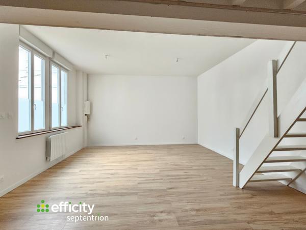 Appartement
         2 pièces
        - 75 m² 232 000 € *