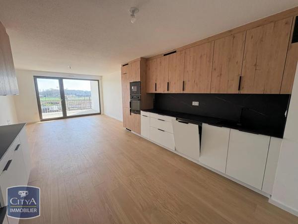 Appartement à louer 4 pièces 85.41m²