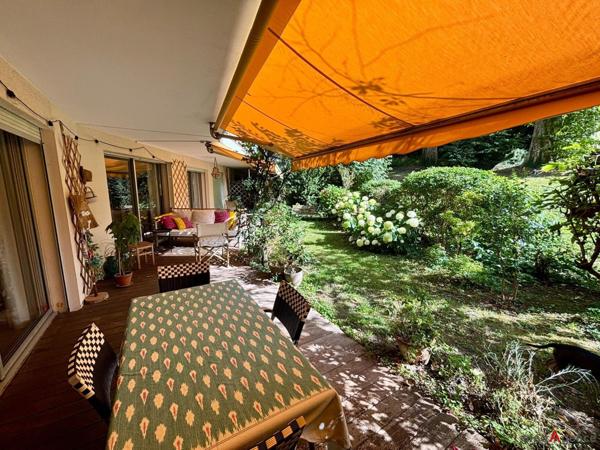 Appartement à LYON 4E ARRONDISSEMENT, 69004 - 5 pièces 138m²