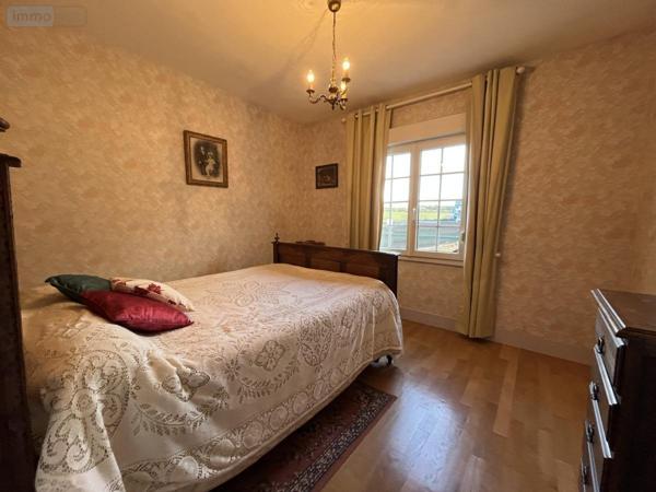 Maison à vendre à Connerré dans la Sarthe (72160), ref : 72033-397