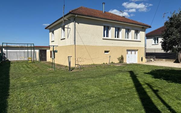 Maison à vendre    5 pièces •  Auxonne