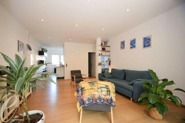 VILLEURBANNE Tête d’Or/Stalingrad – Bel appartement T3 meublé de 80,74 m² traversant Est/Ouest