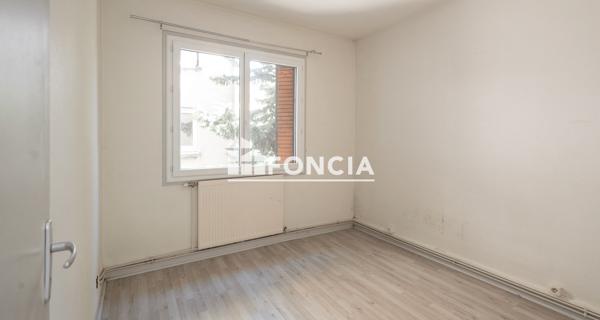 À vendre Appartement 4 pièces 72 m² - Valence 26000