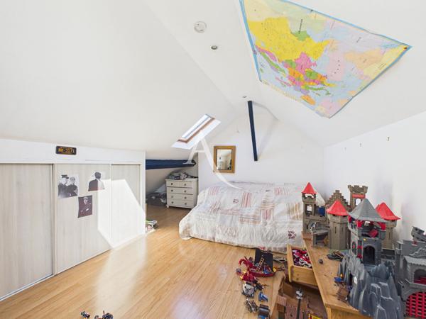 A VENDRE - MAISON T6 - 165 M² - MONS EN BAROEUL