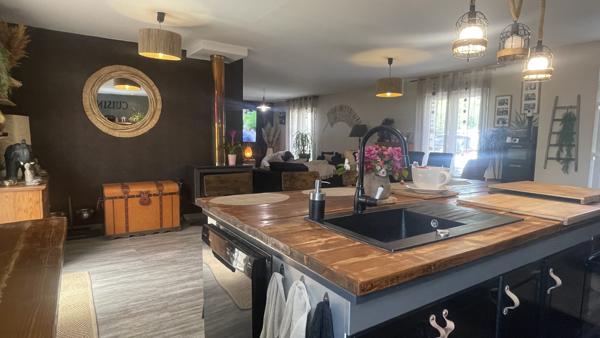 Grandrû (60400) PAVILLON DE PLAIN PIED DANS UN ENVIRONNEMENT CALME