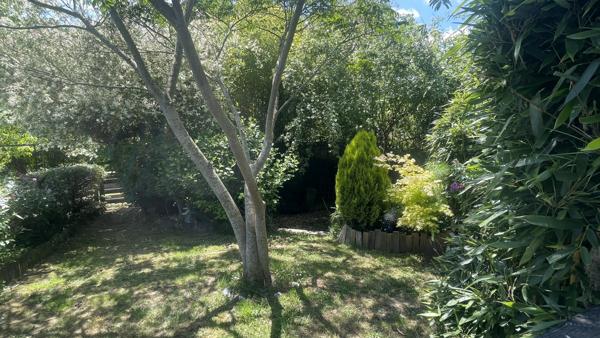 Grandrû (60400) PAVILLON DE PLAIN PIED DANS UN ENVIRONNEMENT CALME