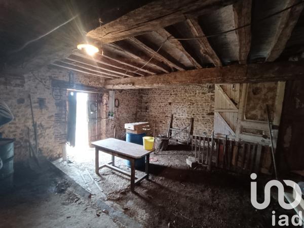 Maison rustique 5 pièces de 139 m² à Échauffour (61370)