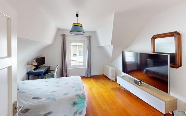 Maison à vendre    8 pièces • 165 m2 Metz