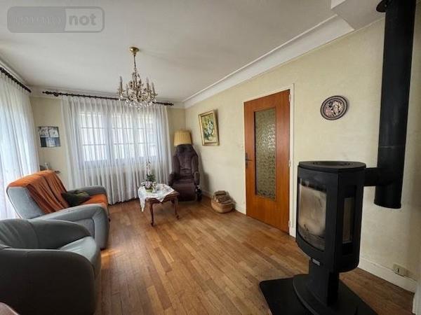 Maison à vendre à Noyen-sur-Sarthe dans la Sarthe (72430), ref : 72120-974