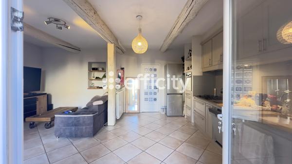 Maison
         5 pièces
        - 136 m² 233 000 € *