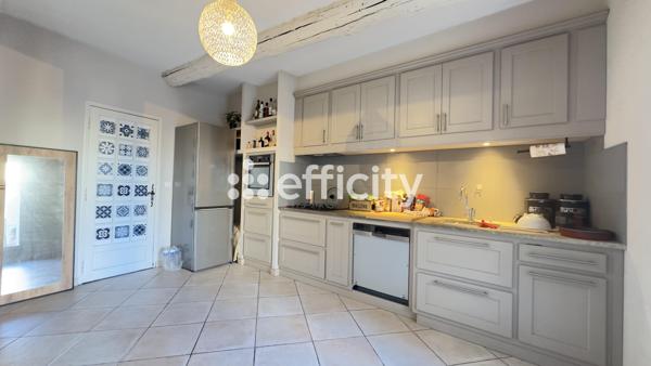 Maison
         5 pièces
        - 136 m² 233 000 € *