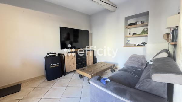 Maison
         5 pièces
        - 136 m² 233 000 € *