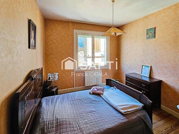 Maison de ville avec terrasse sur le toit