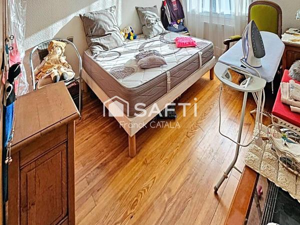 Maison de ville avec terrasse sur le toit