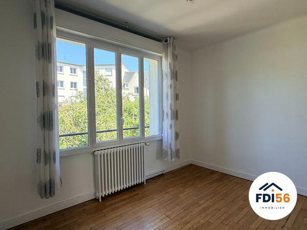 MAISON DE VILLE D'EXCEPTION - LORIENT MERVILLE - 5 CHAMBRES - JARDIN ? DOUBLE GARAGE , Lorient