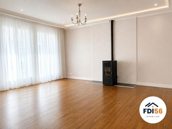 MAISON DE VILLE D'EXCEPTION - LORIENT MERVILLE - 5 CHAMBRES - JARDIN ? DOUBLE GARAGE , Lorient