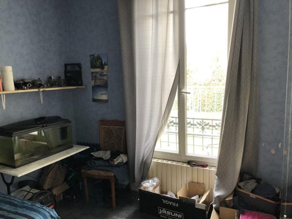 L'une des plus BELLES maison de Romainville et très bien placé.