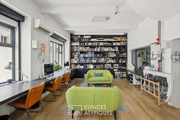 Maison de ville mixte esprit loft au coeur des Abbesses