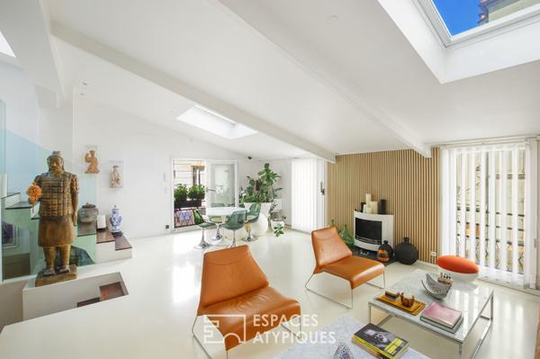 Maison de ville mixte esprit loft au coeur des Abbesses