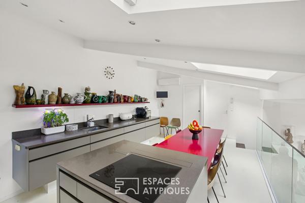 Maison de ville mixte esprit loft au coeur des Abbesses