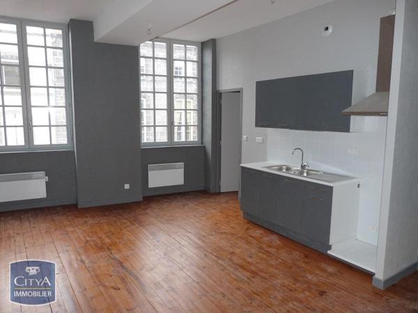 Appartement à louer 2 pièces 37.85m²