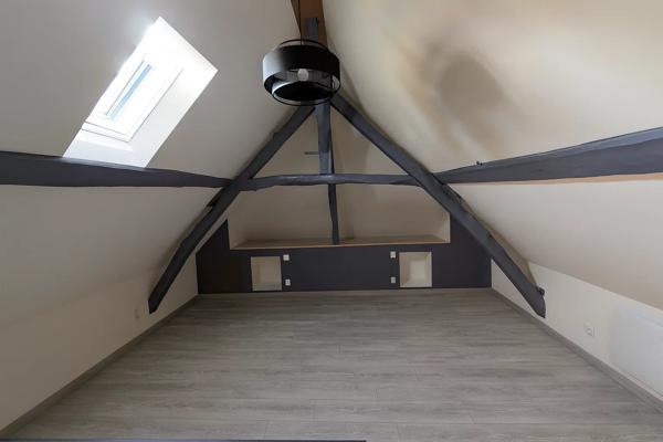 Vente                                                      Maison
                        
                     3 pièces                      63 m2                     à Saint-Cirq-Madelon